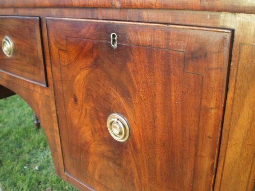 fig 1. Sideboard Regency Mahogany c1820