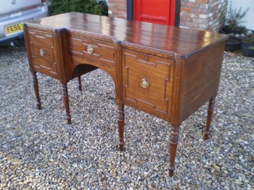 fig 1. Sideboard Regency Mahogany c1810