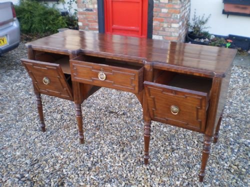 fig 3. Sideboard Regency Mahogany c1810