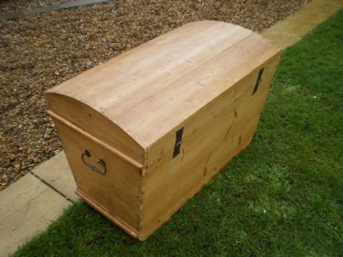 fig 2. Blanket box Victorian Pine c1880