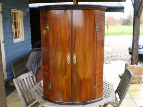 fig 1. Cabinet corner George III Mahogany bowfront c1790