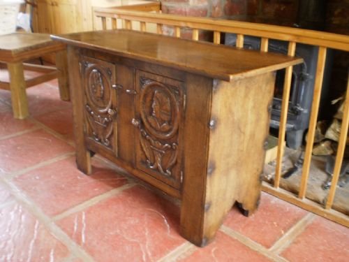 fig 2. Cupboard Oak 17th century Made by Trevor Page Norwich c1910
