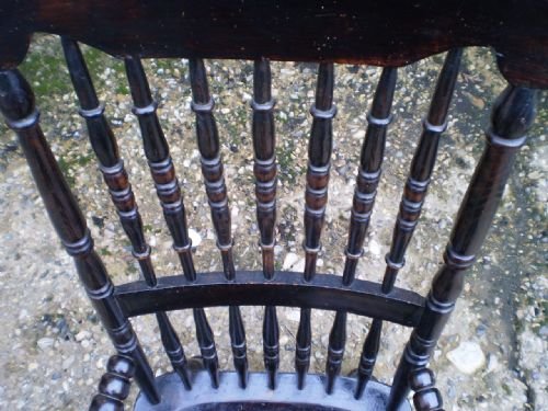 fig 2. Chair Windsor Caister chair made by John Shadford Lincolnshire c1860 Beech/Elm