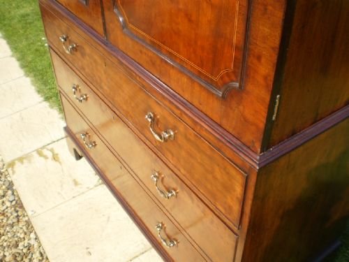 fig 3. Chest of drawers Linen press George III plum pudding Mahogany c1790