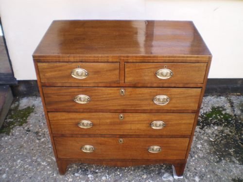 fig 3. Chest of drawers very small George III Mahogany c1790