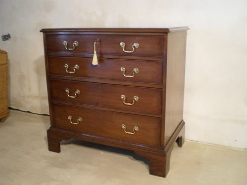 fig 1. Chest of drawers Early Victorian small Mahogany by Druce and co London c1840