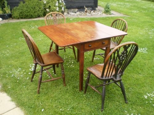Table Pembroke George IV Elm C1820