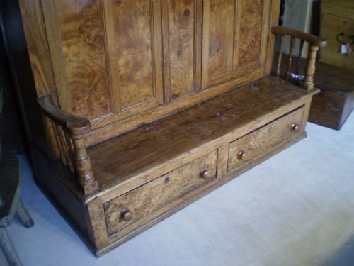 fig 1. Settle bench figured Elm bacon settle George I c1720