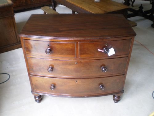 fig 3. Chest of drawers George III Mahogany bowfront small c1800