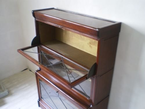 fig 4. Bookcase Globe Wernicke style Mahogany leaded glass c1910