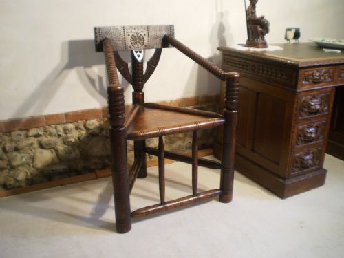 fig 1. chair early Victorian Oak turners chair c1840