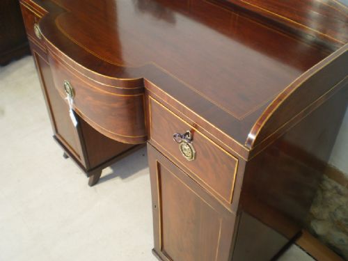 fig 4. Sideboard Regency Mahogany c1820
