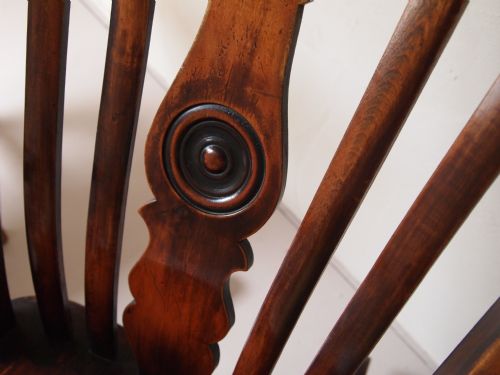 fig 2. Chair Victorian Windsor rocking chair Buckinghamshire Beech and Elm c1860