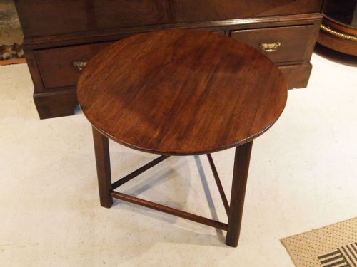 fig 4. Table Cricket table George III Mahogany c1800