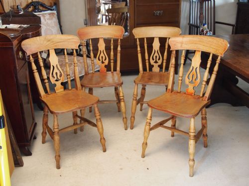 fig 2. Chairs Victorian Elm Windsor kitchen chairs c1870