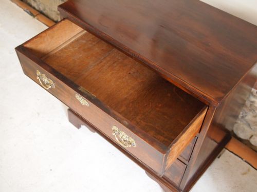 fig 2. Chest of drawers George III Mahogany Small only 26 inches wide c1780