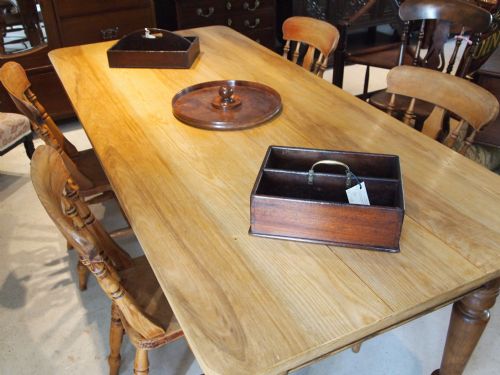 fig 1. Table Victorian Ash kitchen or dinning table c1880