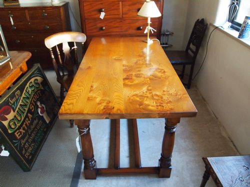 fig 1. Table refectory burr Elm and Yew by Stuart Linford