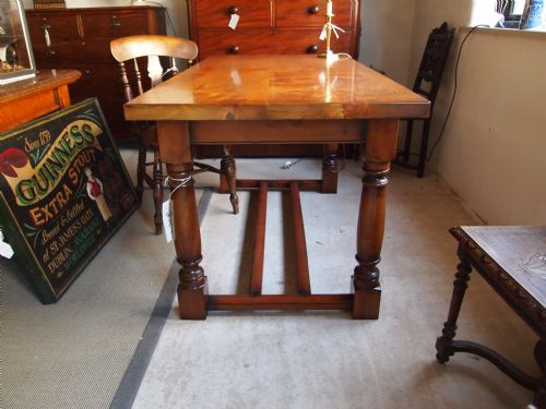 fig 4. Table refectory burr Elm and Yew by Stuart Linford