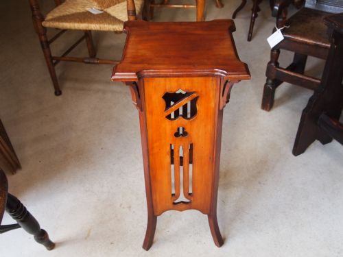 fig 4. Table stand late Victorian Scottish arts and crafts Jardinaire or lamp table