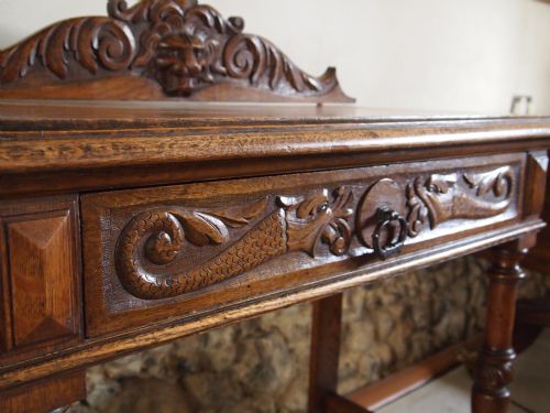 fig 4. Table Victorian carved Oak low boy c1890