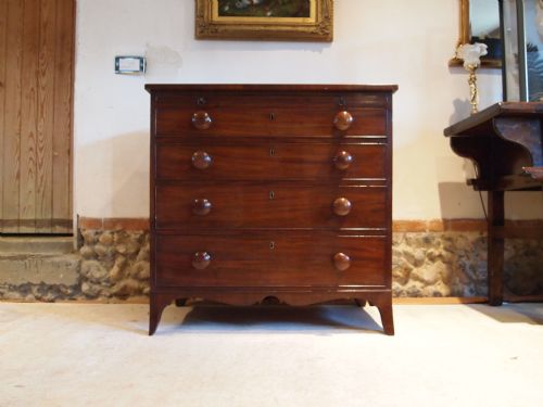 Chest of Drawers George III Mahogany Bachelors Chest Brushing Slide Small C1800