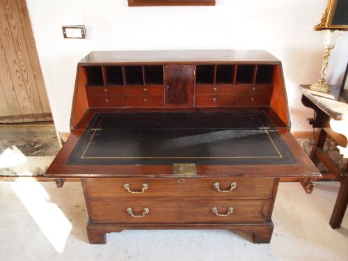 fig 3. Bureau desk George III solid Mahogany c1790