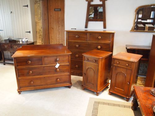 fig 2. Chest of drawers Victorian Mahogany c1880 part of a whole bedroom suite