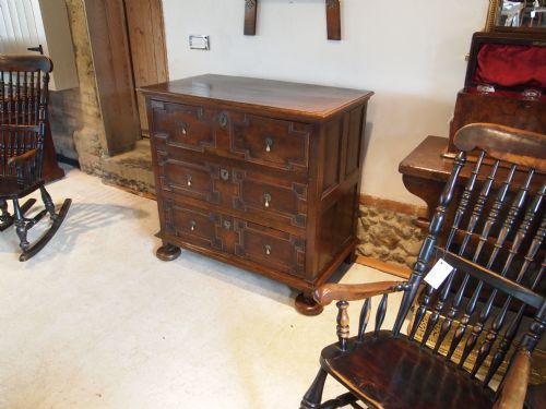 Chest of Drawers William and Mary Oak C1690