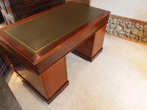 fig 4. Desk Victorian Mahogany twin pedestal desk c1870
