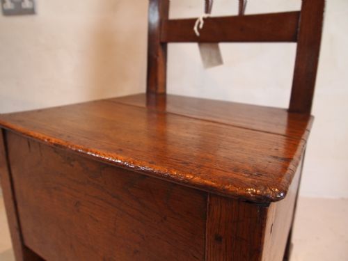 fig 4. Chair Lambing rocking chair George II Oak c1750