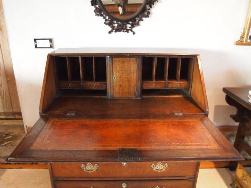 fig 3. Bureau George III Oak c1780