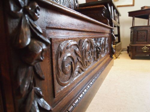fig 2. Settle Bench hall seat Victorian carved Oak green man c1880