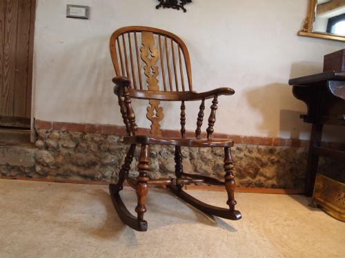 Chair Victorian Windsor Rocking Chair C1860 Beech Elm and Pear Wood