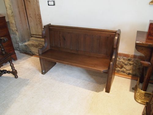 fig 2. Pew settle bench Victorian Pitch Pine Pew c1870 small original size
