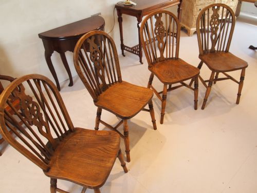 fig 2. Chairs Victorian kitchen wheel back Windsor dining chairs Ash and Elm c1890