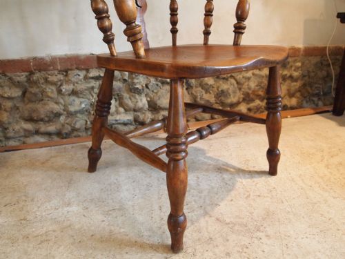 fig 1. Chair Victorian Windsor armchair Nottinghamshire Ash and Elm Allsop family c1860