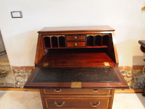fig 3. Bureau Fine quality Edwardian Mahogany c1900