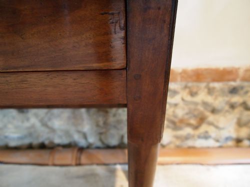 fig 2. Table side tea or lamp George II Mahogany c1750