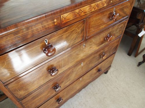 fig 3. Chest of drawers George III Mahogany wonderful decoration c1800