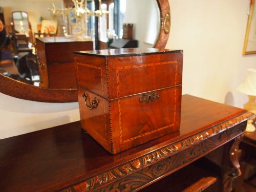 Decanter Box Tantalus George III Mahogany C1800