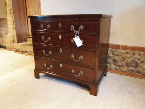 Chest of Drawers Bachelors George III Mahogany Small 32 Inches Wide C1760