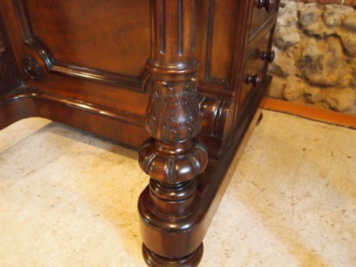 fig 1. Desk Davenport Victorian plum pudding Mahogany Hobbs and Co c1855