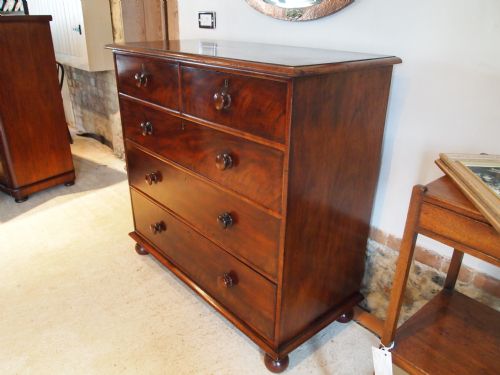 fig 3. Chest of Drawers Early Victorian Figured Mahogany c1840