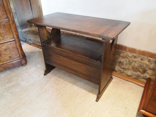 fig 2. Settle seat Monks bench Arts and crafts Oak Liberty and co c1900