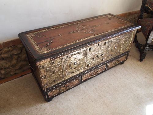 fig 2. Chest coffer blanket box Zanzibar chest Teak 19th century c1870