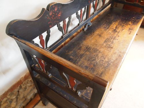 fig 1. Bench settle Victorian Pine original paint c1900