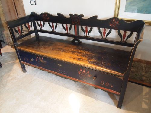 fig 2. Bench settle Victorian Pine original paint c1900