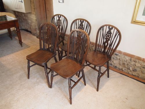fig 2. Chairs Victorian Windsor wheel back kitchen or dining chairs c1890