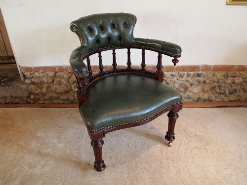 Chair Fine Quality Victorian Mahogany and Leather Desk Chair C1870
